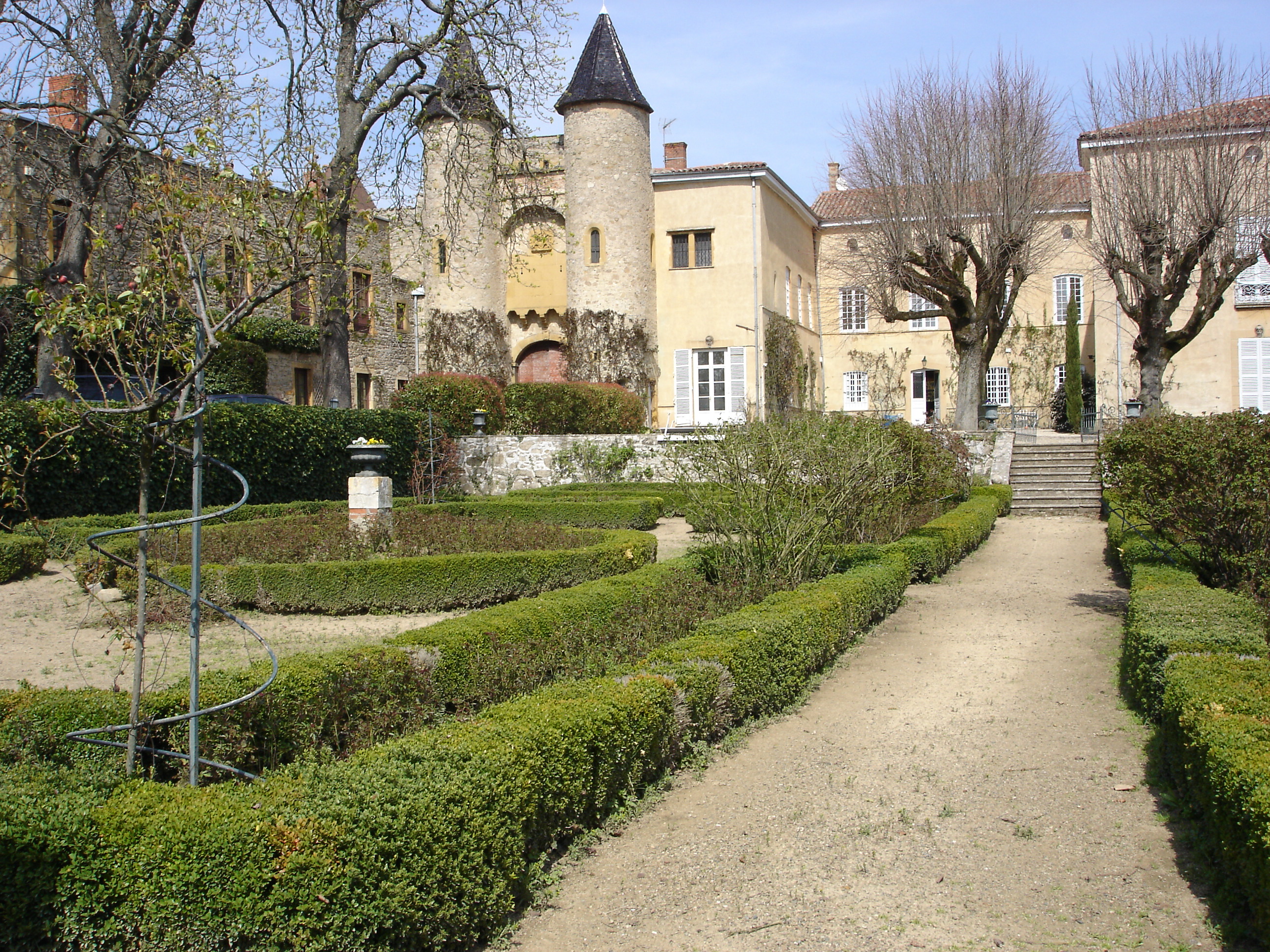 chateau de cruzol